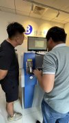 客戶需要測紫銅，斯派克與OBLF現場PK中……